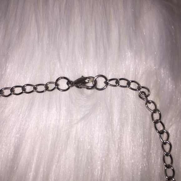 Silver necklace with clear beading - Picture 3 of 3